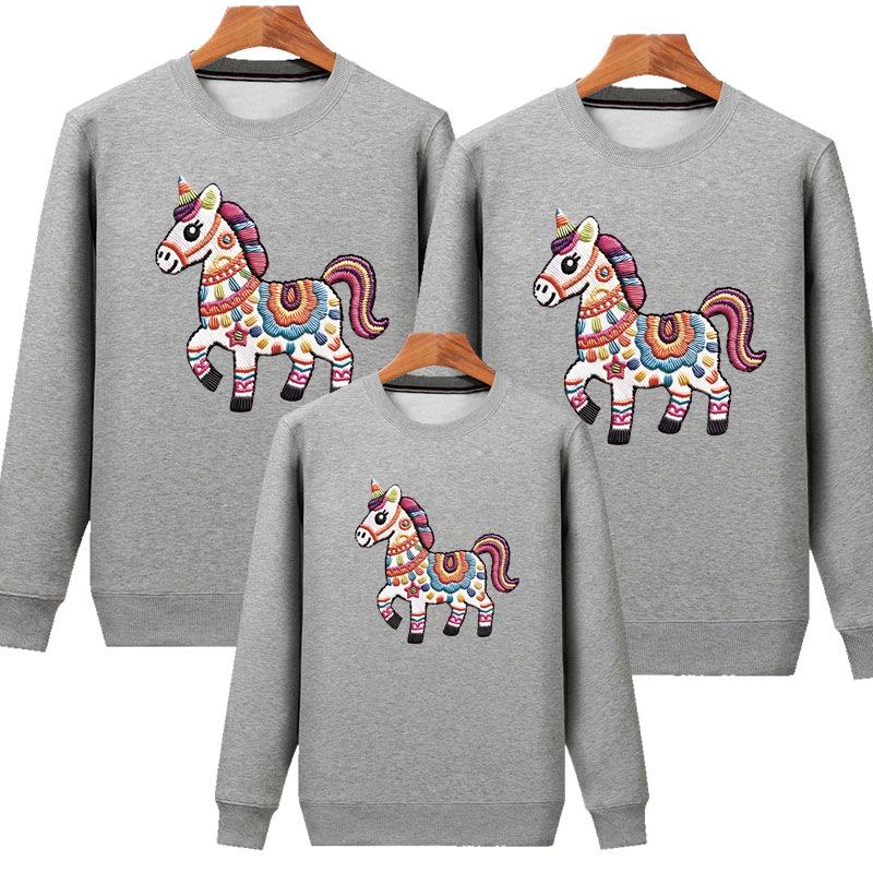 2026 Year of the Horse Red Parent-Child Sweatshirt Set: Family of Three or Four New Year Festive Top