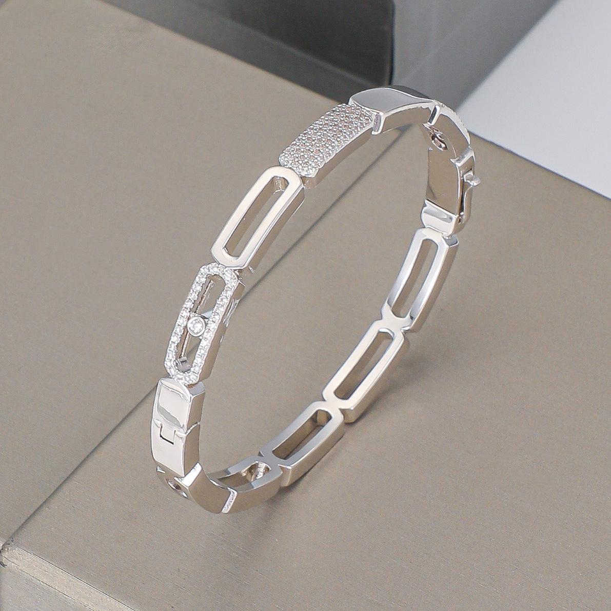 New Style Exquisite Sliding European and American Oval Zircon Hollow Bracelet for Women, One  Size(18CM~21CM)