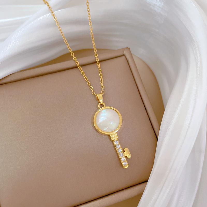 Cat'S Eye Key Full Diamond Light Luxury Temperament Gorgeous Full Diamond Necklace Women'S Versatile Collarbone Chain Titanium Steel Chain