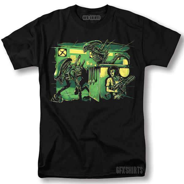 

Alien Shirt Classic Movie Poster Vintage Graphic Design T-Shirt S
