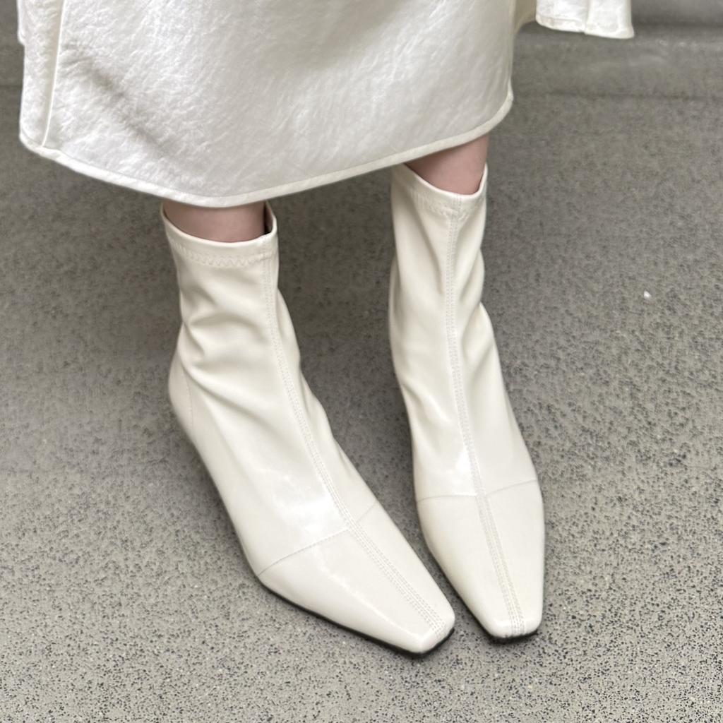 2025 short boots women's thin boots autumn and winter new leather square head rear zipper thin heel high heel short boots women's single boots