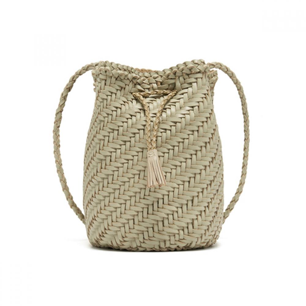 

Сумка через плече Dragon Diffusion 8838 з перламутровим помпоном 8838 PEARL