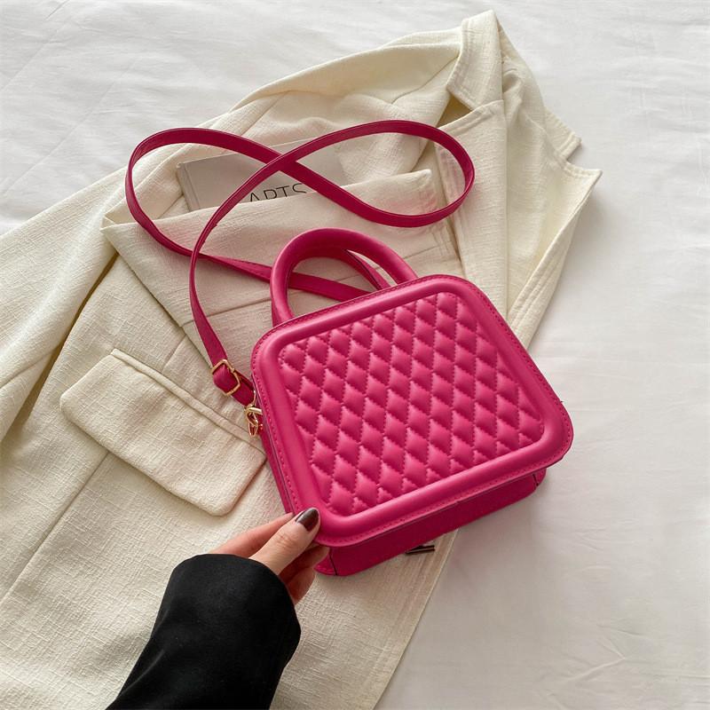 Beautiful Rose Pink Pu Sling Bag Sleek Modern Design For Summer Street Style розовый