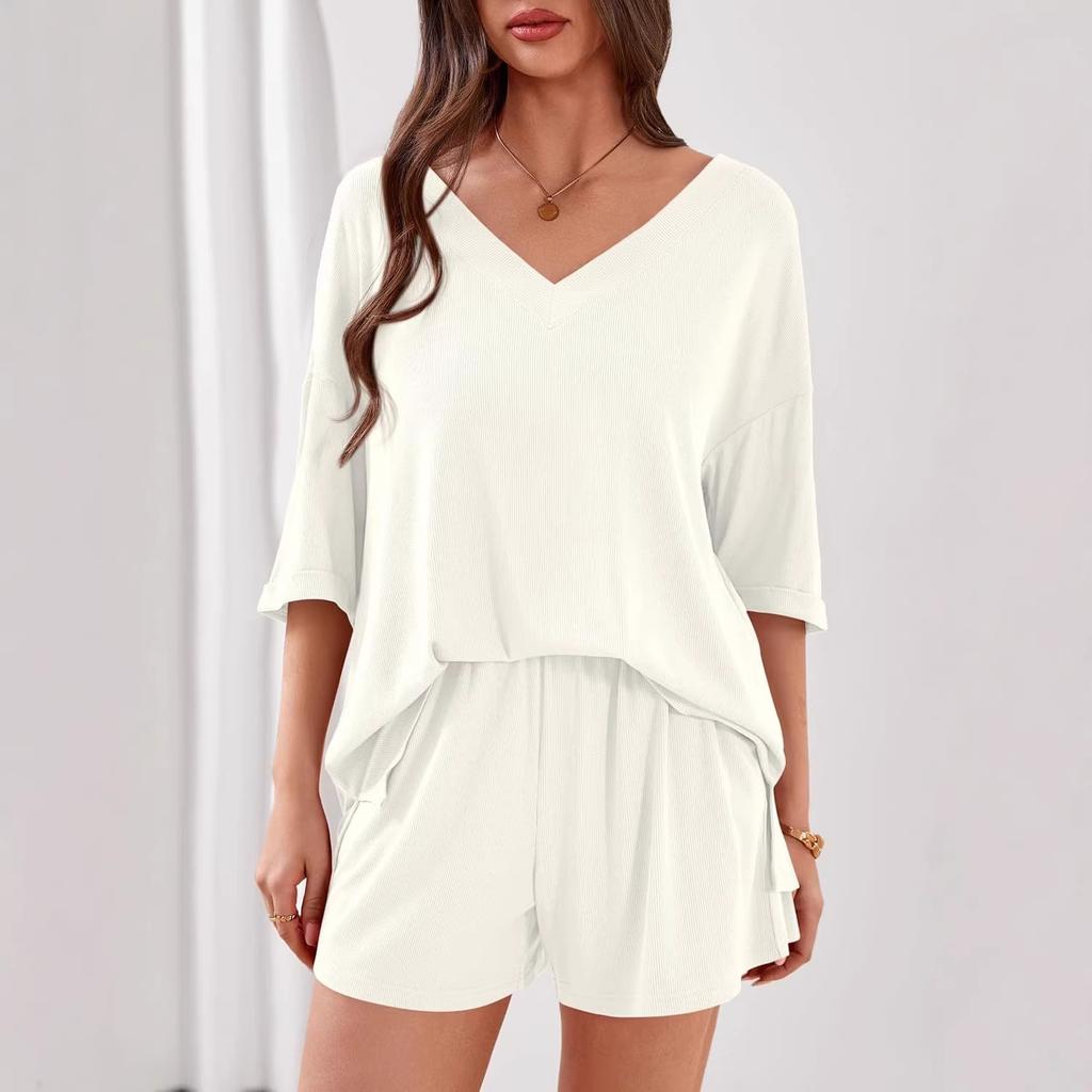 2026 Xun New Women's Two-piece Loose V-neck Half-sleeved Top Shorts Casual Suit