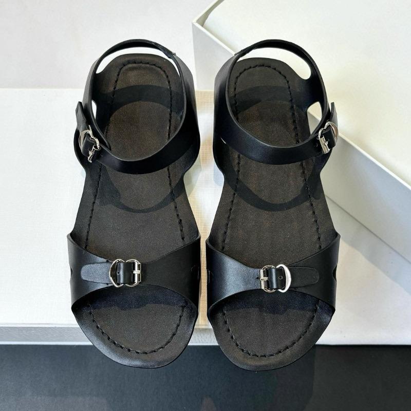 Fashion High Quality Red Pu Flat Sandals Women Fashion Cozy Back Strap Buckle Design Brand Casual Shoe Summer Sexy Open Toe Beach Sandal