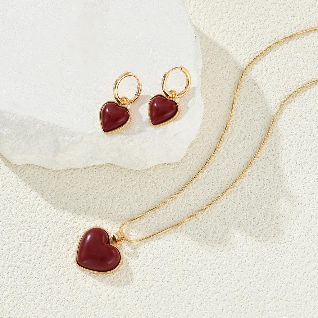 3PCS Vintage Red Heart Pendant Necklace Earrings Set for Women Simple Gold Color Necklace Earrings Fashion Female Party Jewelry