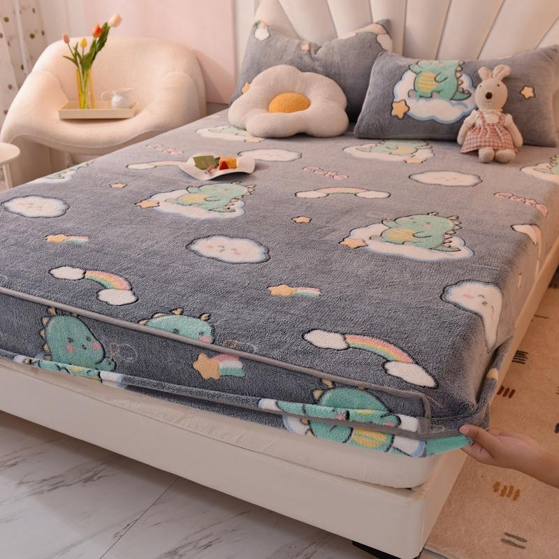 1 Pc Warm Coral Velvet Fitted Sheet Elastic Mattress Cover Fluffy Coral Fleece Bed Sheet Winter Warm and Cosy Plush Fitted Sheet