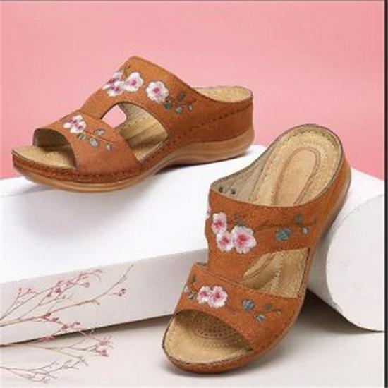 Women's Summer Flower Wedge Sandals: Casual Beach Outdoor Slippers