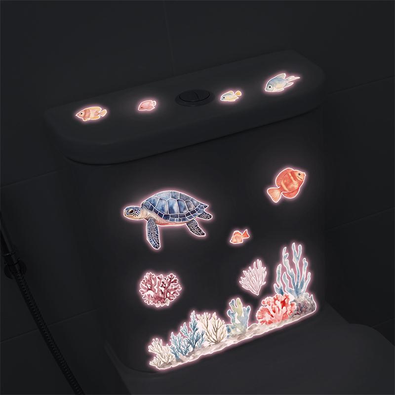 Glow-In-The-Dark Ocean Fish Toilet Sticker Bathroom Decoration Self-Adhesive And Removable Home Living Room Wall Decoration