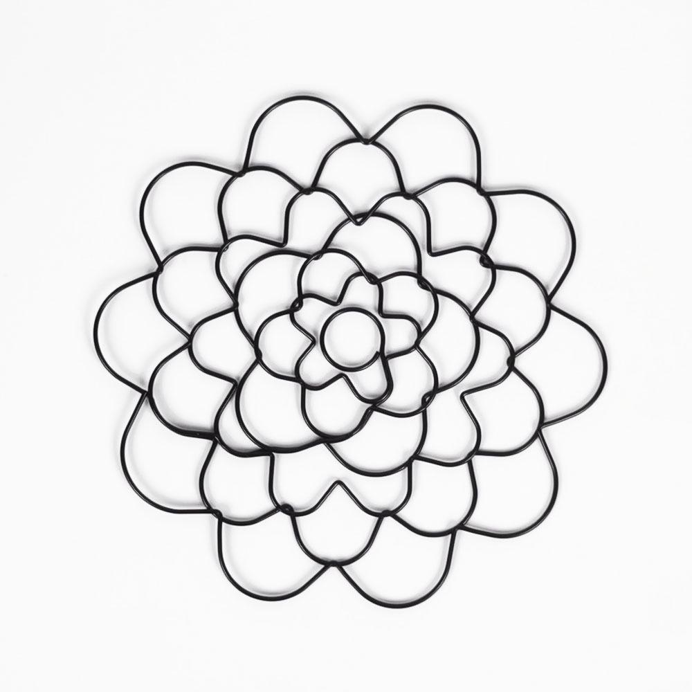 Foldable Metal Laser-Cut Floral Arrangement Grid – Trending Flower Arranging Aid