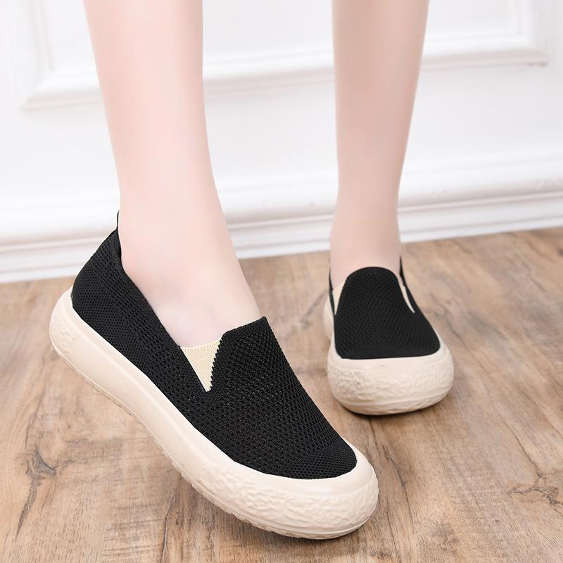 Sommer alte Peking Stoffschuhe Damen neue atmungsaktive Fly-Woven Mesh weichsohlige Slipper flachsohlige lässige und bequeme Mutterschuhe