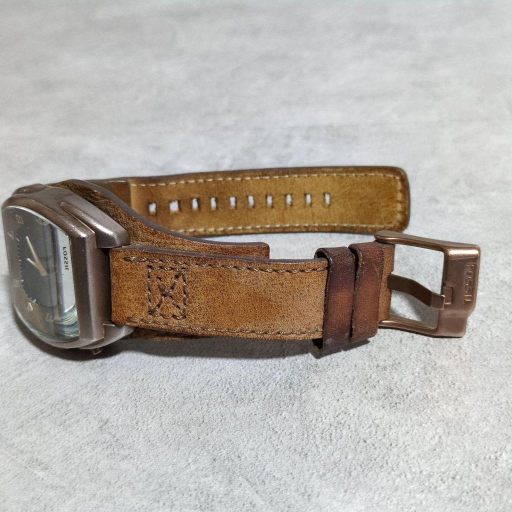 Used 00s [FOSSIL] Big Tick/BG-2194/Leather Band/Y2K/Genuine Leather/Archive/Vintage/Fossil