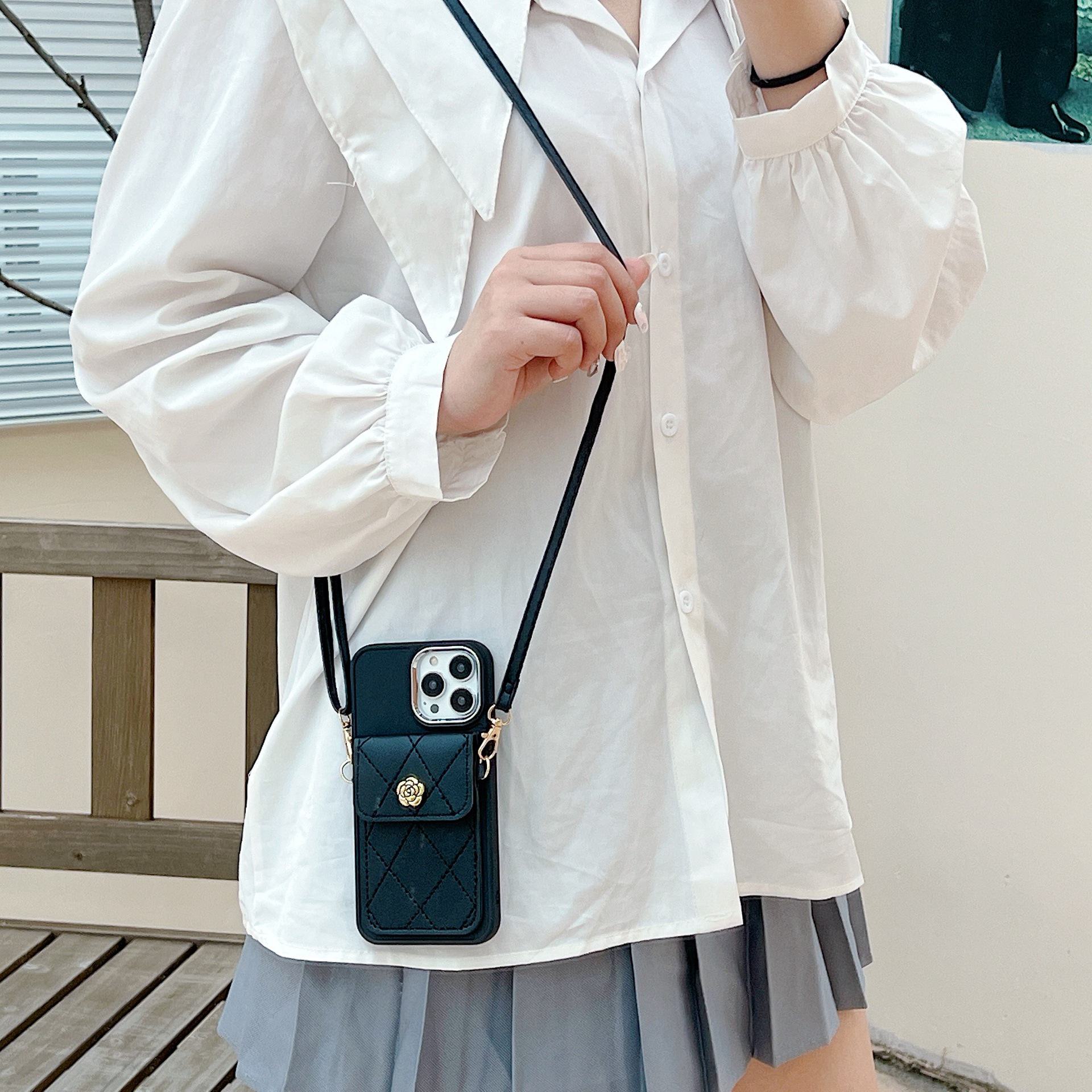 

Маленький держатель для карт iPhone 15 металлический чехол Camellia с ремешком для Apple 14 и 13Pro Max iPhone 12 Pro Max