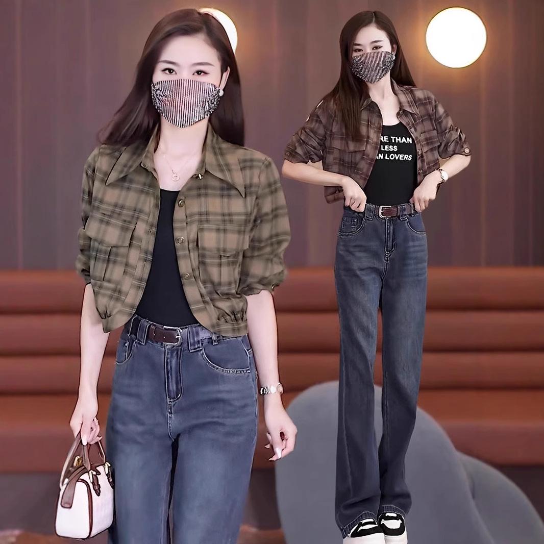 

2025 Spring Women s Striped Waist-Slimming Stylish Blouse: Loose, Versatile, Short Shirt Large