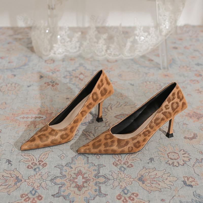 Fashion Women Shoes 2025 Spring New Fashion Pointed Toe Thin Heels Stripper Pumps Women Sexy Elegant Medium Heel Leopard High Heels