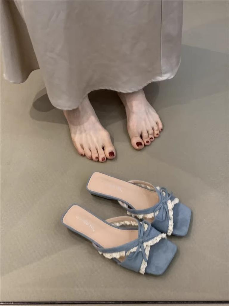 Fashion Hot Selling 2025 New Summer Low Heel Women Slippers Fashion Lace Butterfly-knot Open Toe Slide Ladies Elegant Dress Sandalias