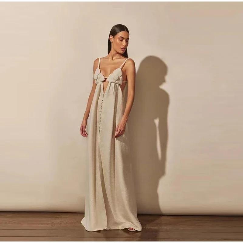 Женское длинное платье с цветочным принтом и глубоким V-образным вырезом — фото 3