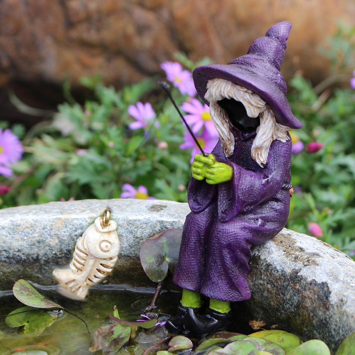 

Halloween Witch Fishing Resin Crafts Decor For Aquariums Fish Tank Figurine Halloween Decorations Stylish Unique Gifts фіолетовий