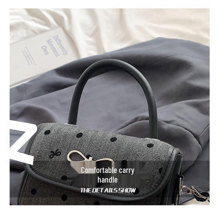 Korean-Style Bow Baguette Shoulder Bag: 2025 Fashionable Textured Women's Crossbody