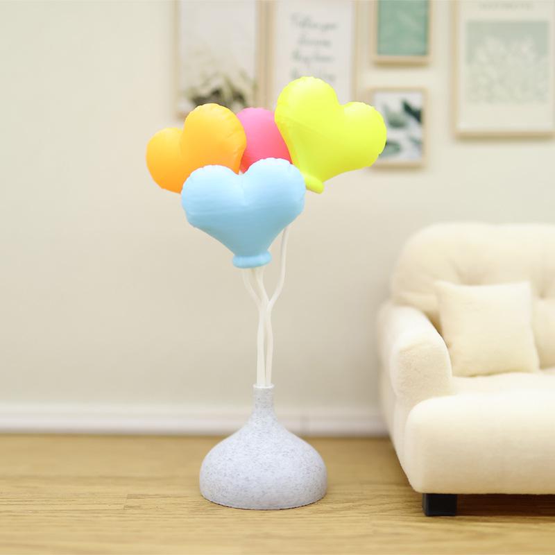 Miniature Balloon Model 1/12 Dollhouse 3D Heart Balloon Stand Dollhouse Wedding Birthday Scene Decor Micro Scene Photos Props
