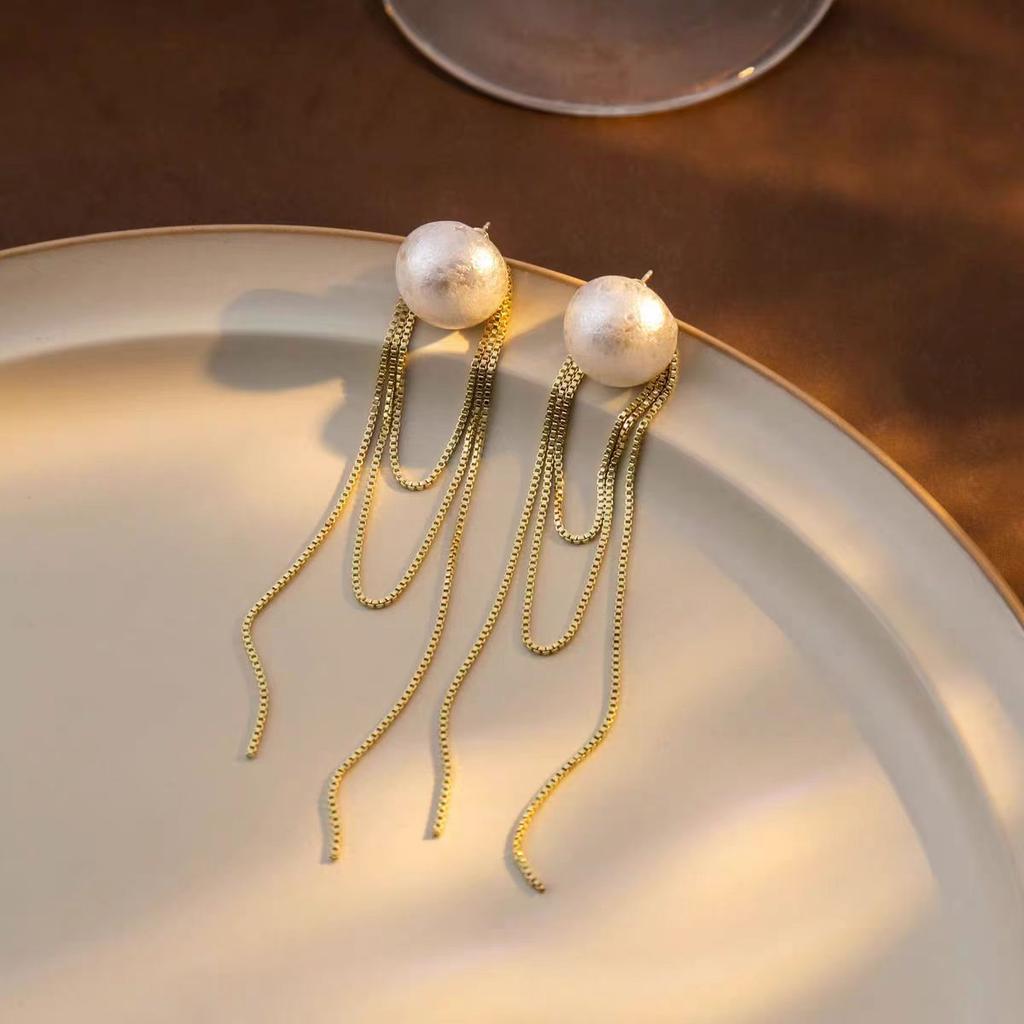 Pearl Earrings Fashion Temperament Elegant Celebrity Style Stud Earrings