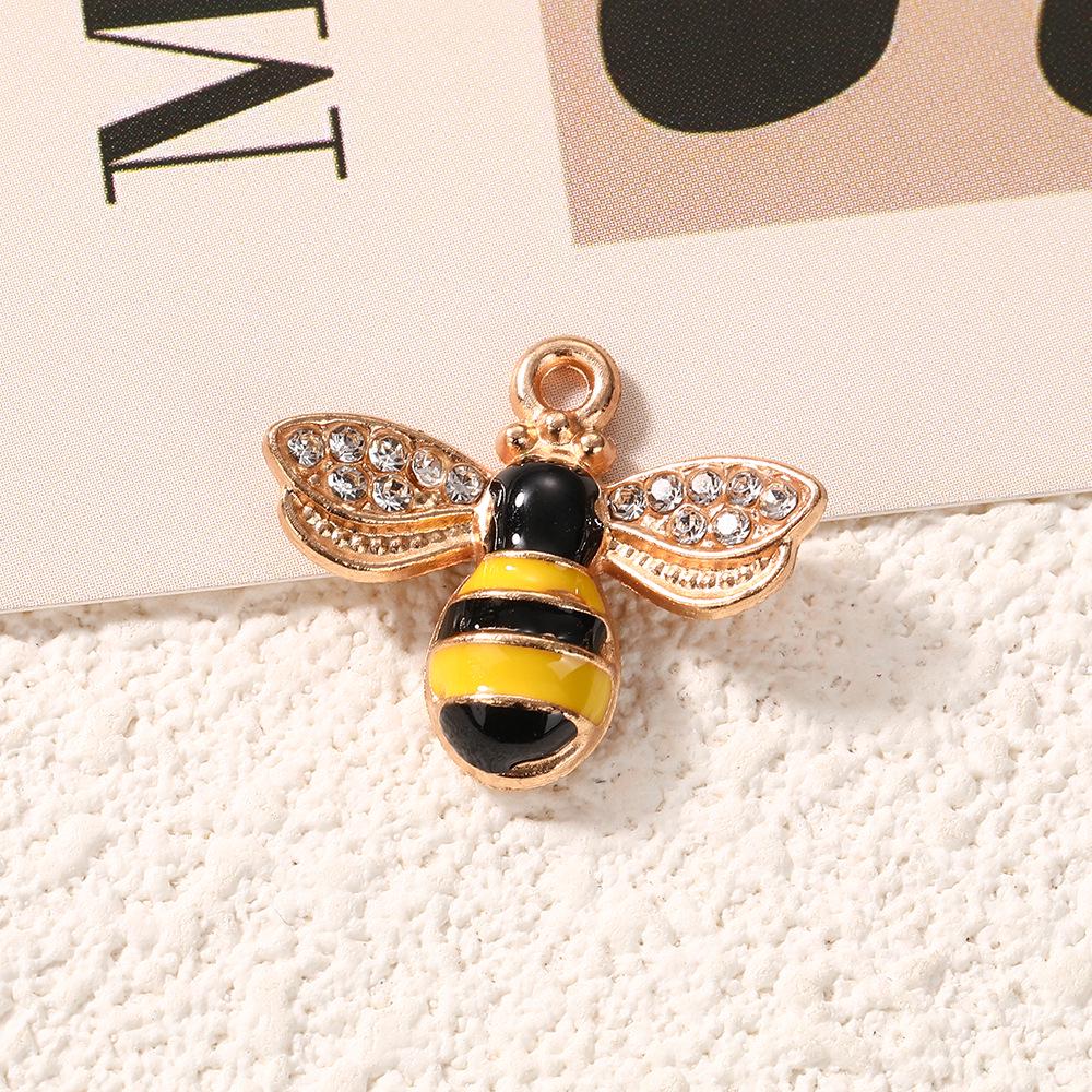 Alloy Little Bee Handmade Pendant - Colorful Animal Ornament DIY Accessory
