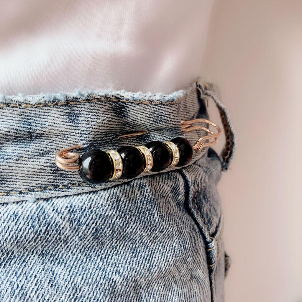 Pearl Anti-Exposure Brooch: Women's Waist-Cinching Pin & Clothing Decoration