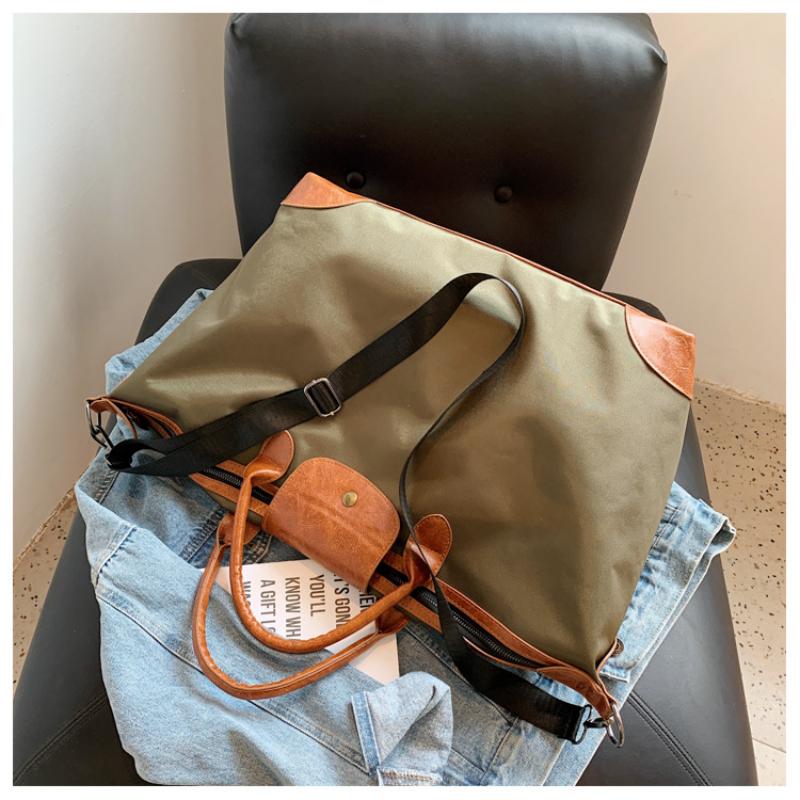 Mode Farbblock Kurztrip Reisetasche Bequemes Nylon Große Kapazität Gepäcktasche Leichte Schwimm-Fitness-Tasche Schlichte Alltags-Ausgehhandtaschen