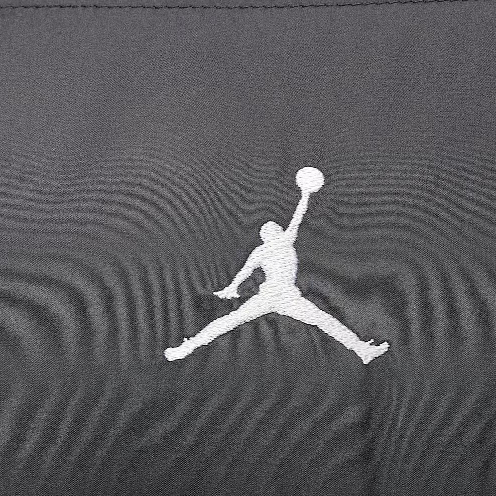 Air Jordan Brooklyn Puffer Jacket Black/White Men Outerwear HV0532-010
