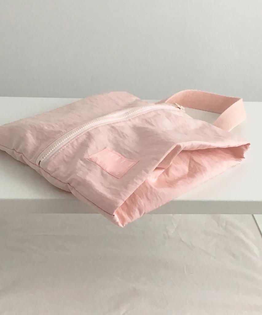 Nuaname Pouch Bag Pink Bread