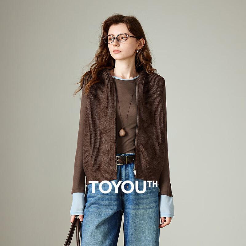 

Женский вязаный жилет с капюшоном S