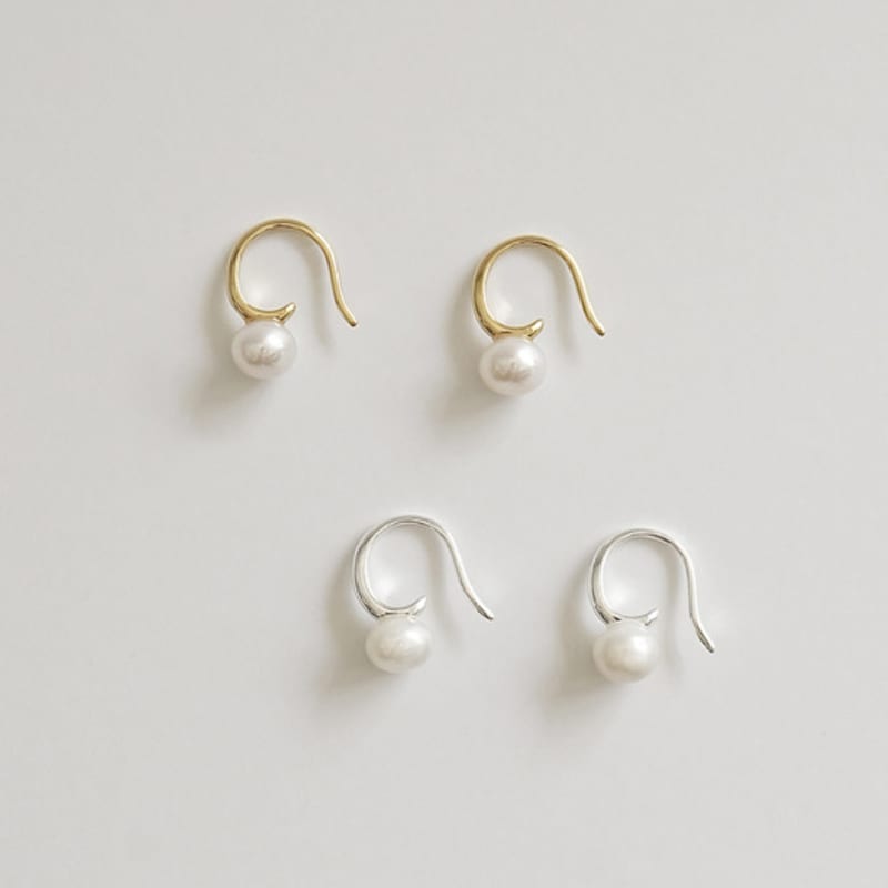 modernlike 14k gold-filled silver C open pearl earrings