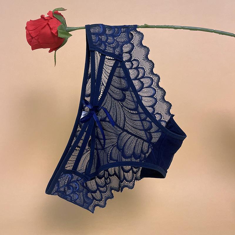 Women's Seamless Quick-Dry Breathable Summer Underwear, Thin Style with Butt-Lifting, Cotton Crotch, and Lace Trim for a Sexy Look