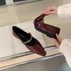 2025 Spring and Autumn New French Shallow Mouth Mary Jane Shoes Retro Metal Chain Small Leather Shoes Pointed Flat Sole Shoes Women