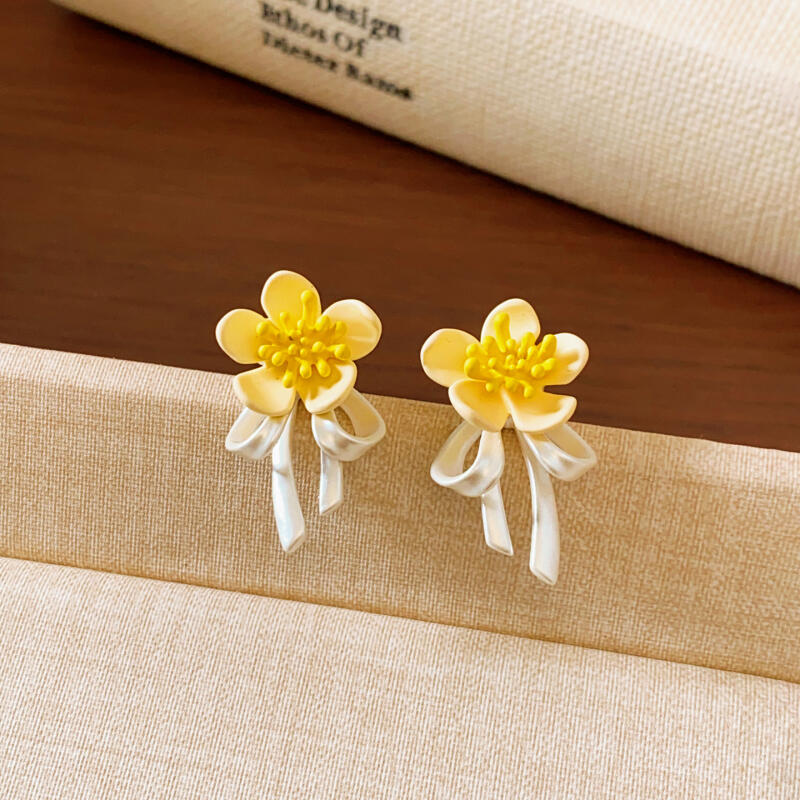 Sweet Cute Yellow Flower Bow Knot Drop Earrings for Women Girl 2026 Vacation Style Fresh Petal Stud Earrings Jewelry Accessories