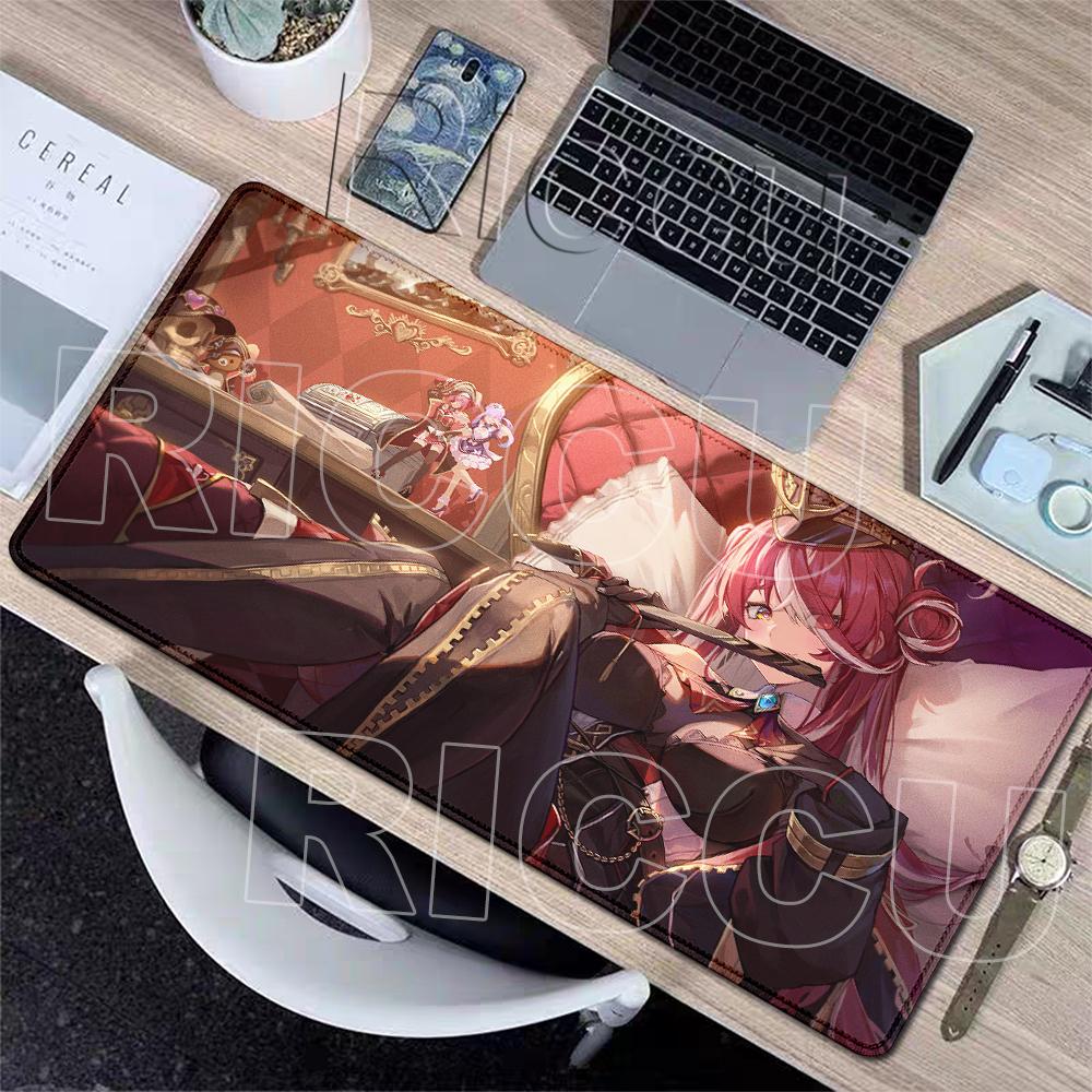 Mauspad Laptop Spiel Hololive Houshou Marine Mechanische Tastaturunterlagen Niedliches Anime-Mädchen Rutschfeste Schreibtischmatte Gummi-Verriegelungskanten-Pads