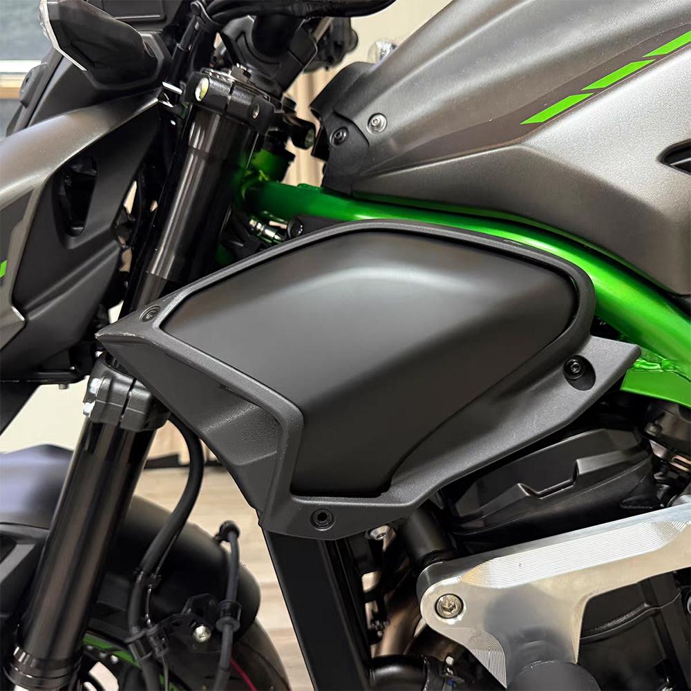 For Kawasaki Z900 2025 Z900SE 2025 2026 Motorcycle Water Tank Left Right Side Panel Shell Cover Air Inlet Cover Side Gas Guard