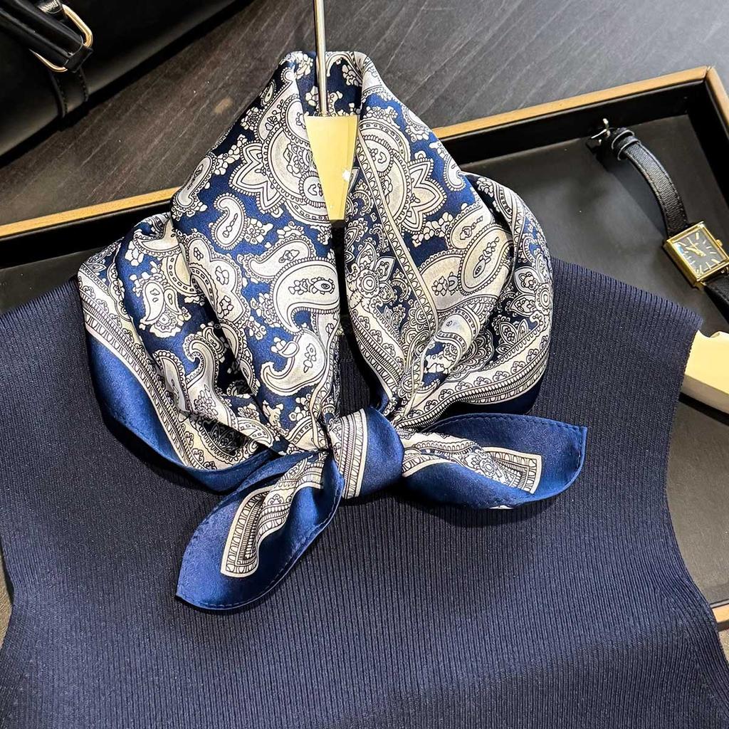 Luxury 100% Mulberry Silk Scarf Women Paisley Print Bandana Shawl Lady Neckerchief Handkerchief Female Decorative Wrap 53cm