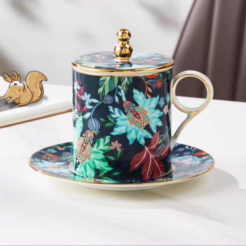 

Yongfengyuan Happiness Garden 3-Piece Ceramic Covered Mug Set