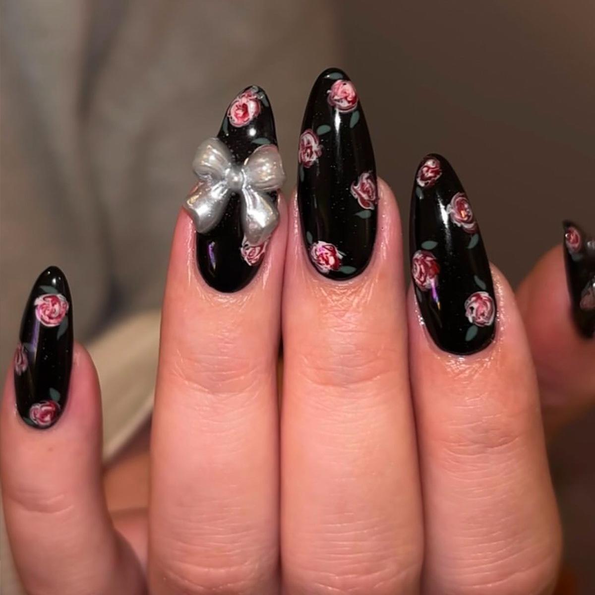 

24PCS Edgy Black Almond Press on False Nails Sweet Floral Rose Simple 3D Bowknot Fake Nails for Women Ins Nail Manicure Finished