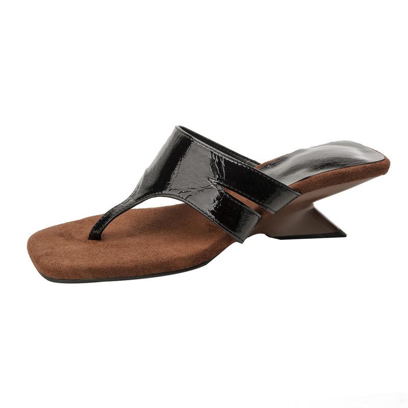 

Summer new niche design French high-end wedge heel toe sandals herringbone high-heeled slippers 40