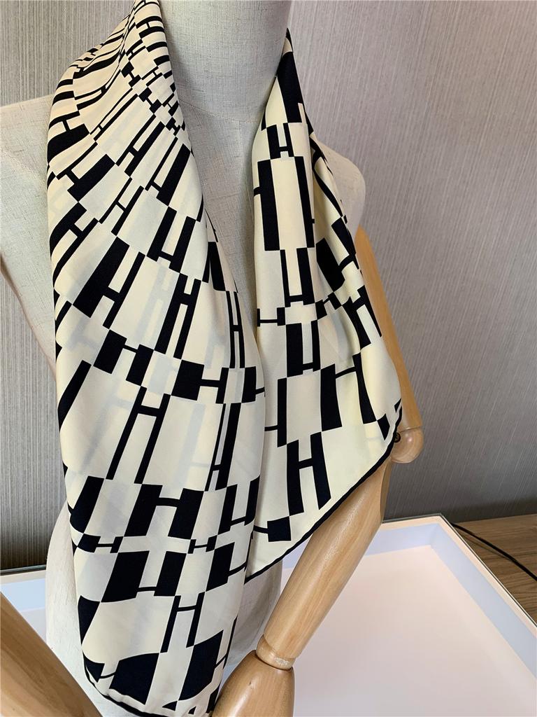 90Cm Square Scarf Luxury Twill Silk Rolled Scarf Hijab  Women Scarf Handmade Curled Ladder Ladies Foulard Headband Bandana