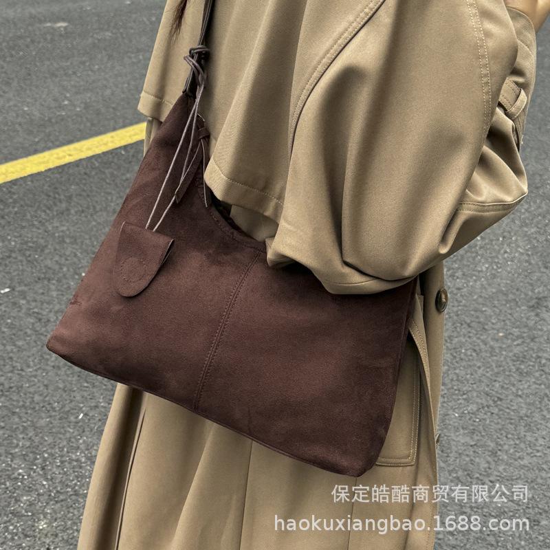 Suede Bag Women's Large Capacity 2025 New Autumn and Winter Matte Retro Shoulder Underarm Bag Commuter Tote Bag