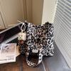 Popular Leopard Print Bag Women's New Large-capacity Commuter Shoulder Bag Niche Retro Messenger Bag