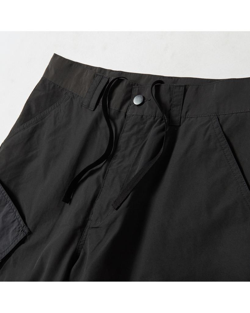WORTHWHILE MOVEMENT Bermuda Cargo Pants (Charcoal)