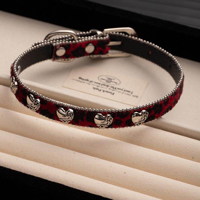 Майярд Леопардовый Принт Кожаный Ретро Ошейник Роза Любовь Римский Заклепка Ожерелье Женская Мода Сладкий И Крутой Стиль Ожерелье