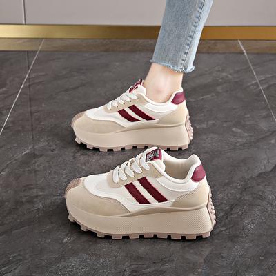 Biele topánky s hrubou podrážkou pre ženy, jarné nové populárne športové a voľnočasové topánky, módne a všestranné topánky Forrest Gump