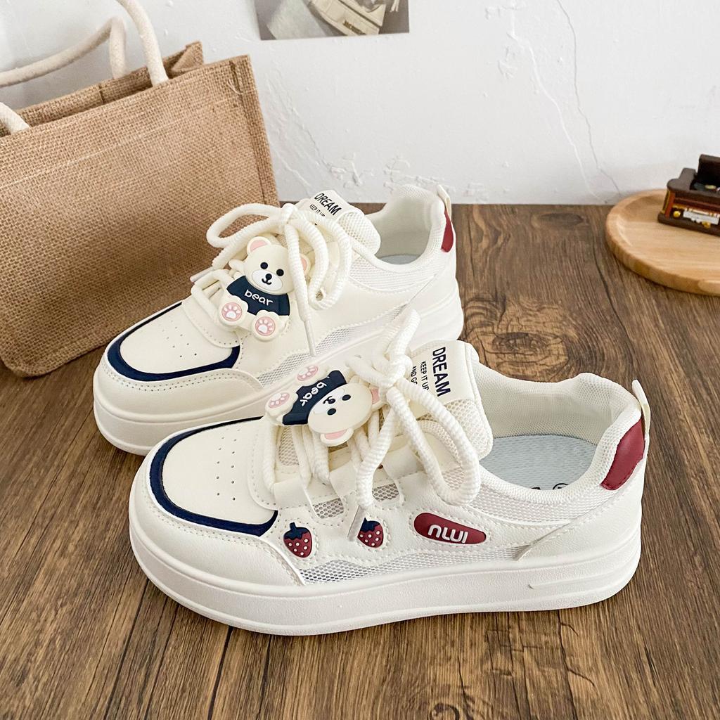 FY-156 cute bear accessories thick baseplate shoes women's summer breathable 2025 new little white shoes original design casual