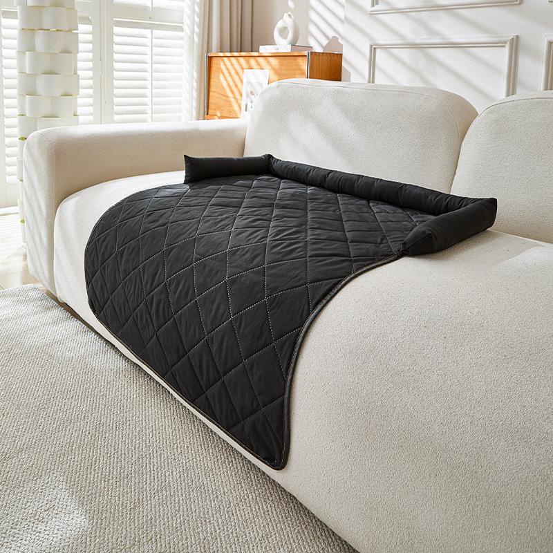 Plush Anti-Scratch Non-Slip Pet Mat for Cats & Dogs - Thickened Sofa Dog Bed
