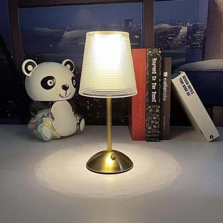 Crystal Retro Bedside Table Lamp - High-End Luxury Night Light for Master Bedrooms